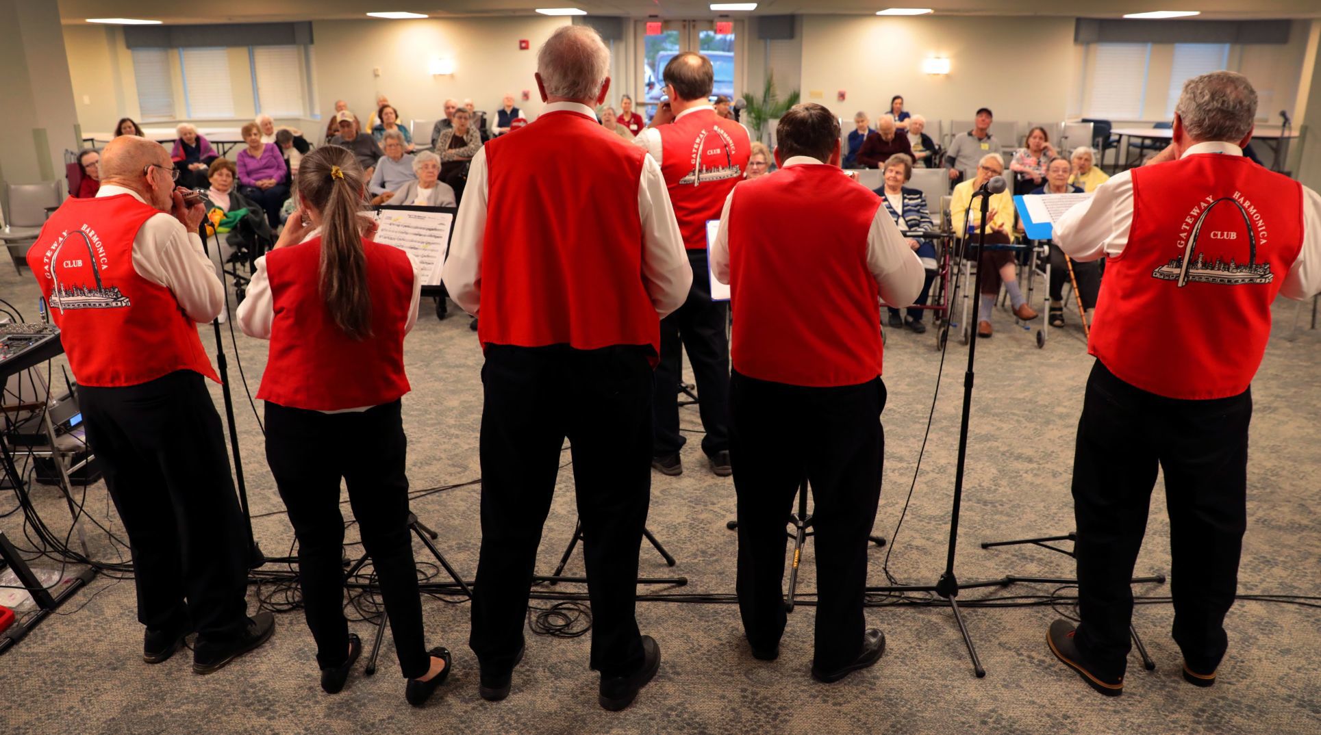 Gateway Harmonica Club celebrates 32 years